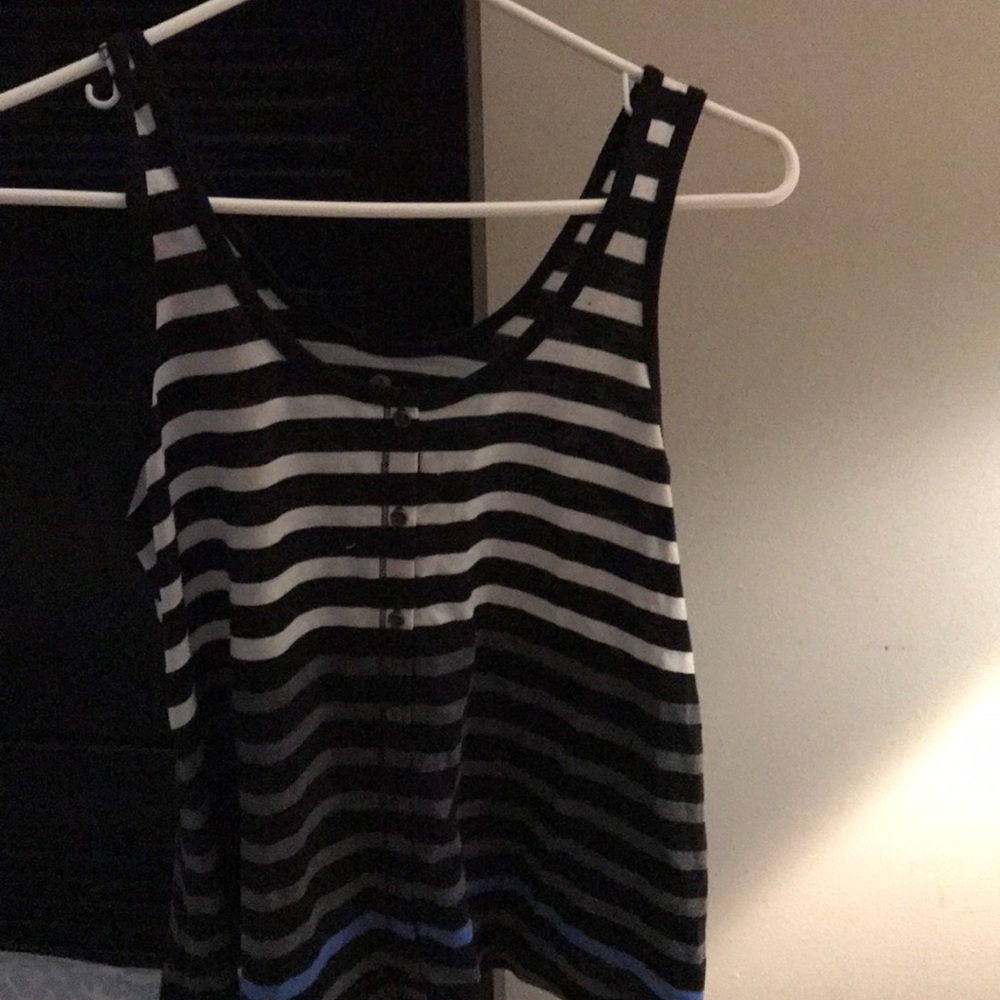 Juniors tank